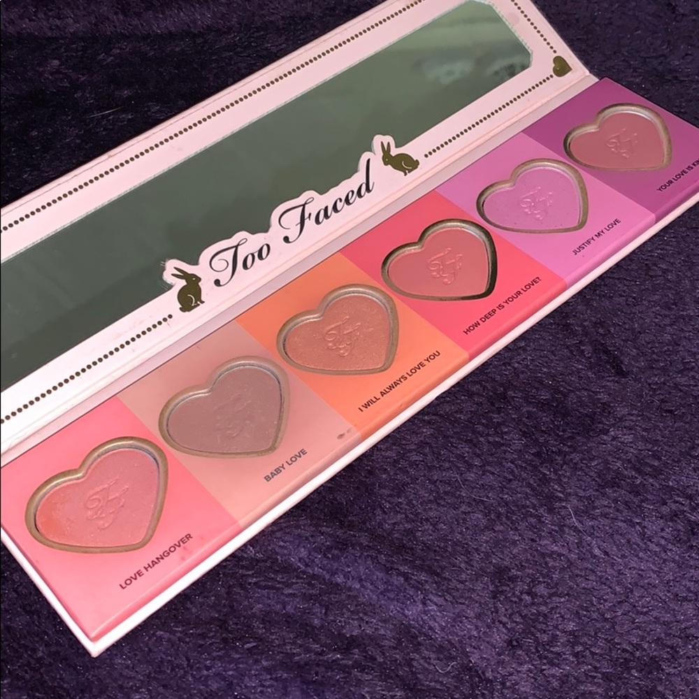 Too Faced Love Flush Blush Palette